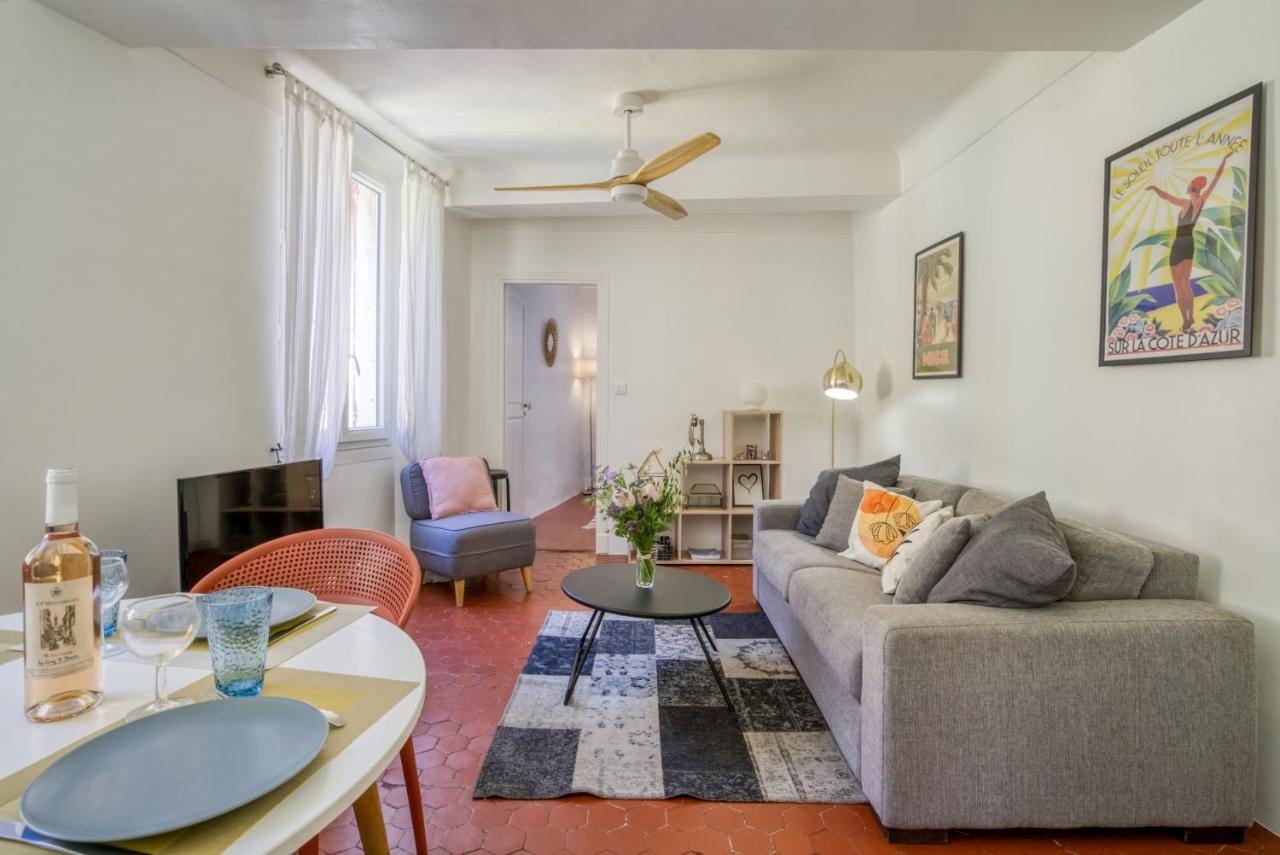 Typique - 2 Bedrooms,Typical Apartment-Old Town ニース エクステリア 写真