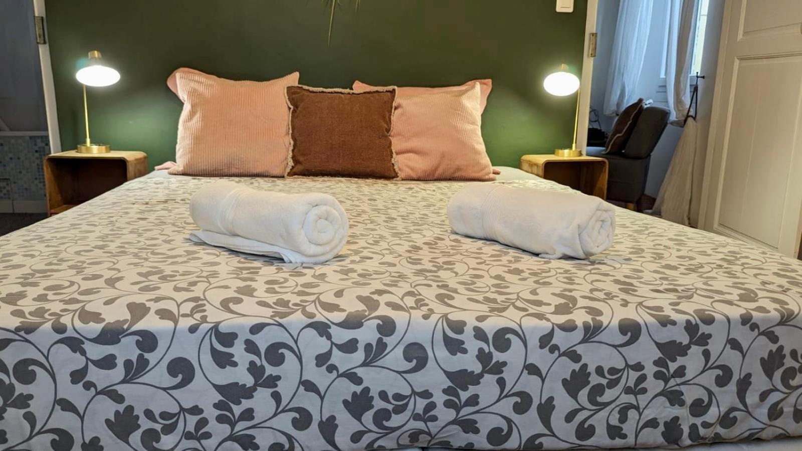 Typique - 2 Bedrooms,Typical Apartment-Old Town ニース エクステリア 写真