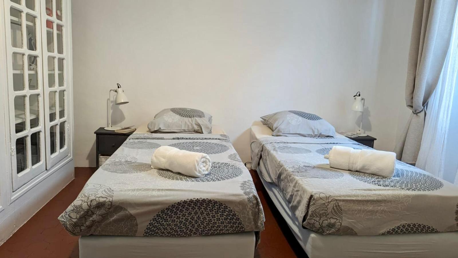 Typique - 2 Bedrooms,Typical Apartment-Old Town ニース エクステリア 写真