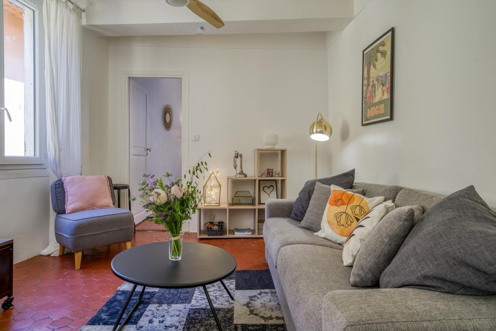 Typique - 2 Bedrooms,Typical Apartment-Old Town ニース エクステリア 写真