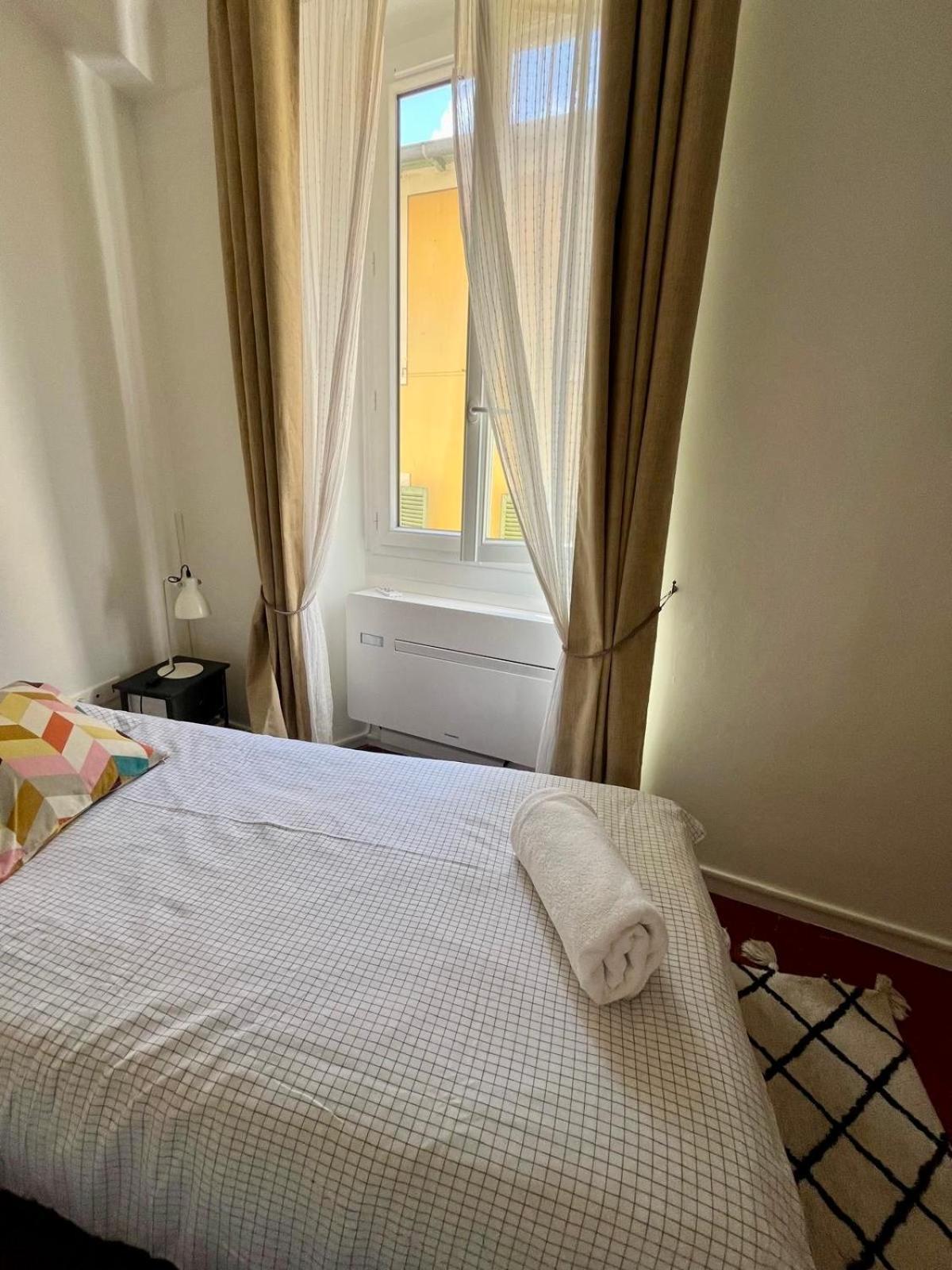 Typique - 2 Bedrooms,Typical Apartment-Old Town ニース エクステリア 写真